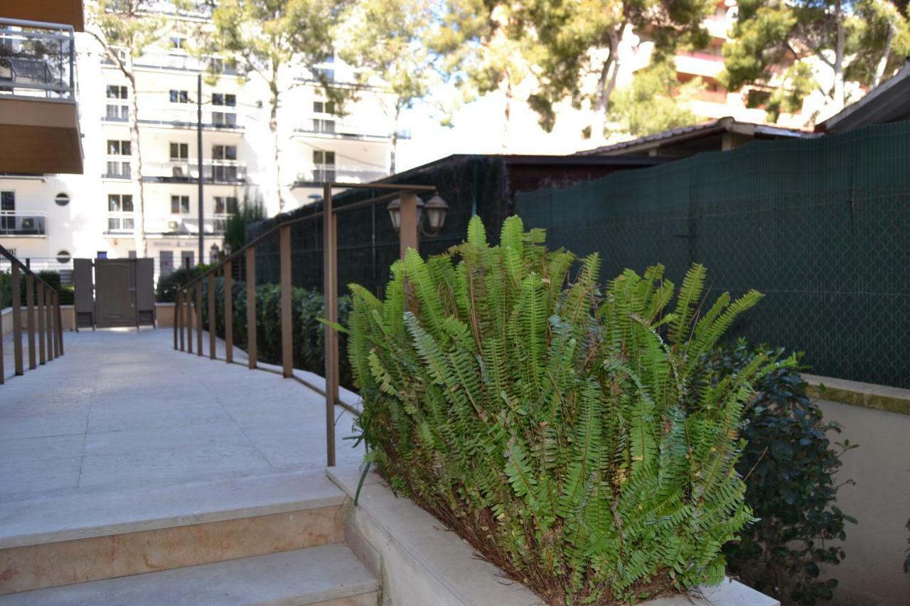 Luminoso Y Amplio Apartamento En Salou Con Piscina Apartment Exterior photo